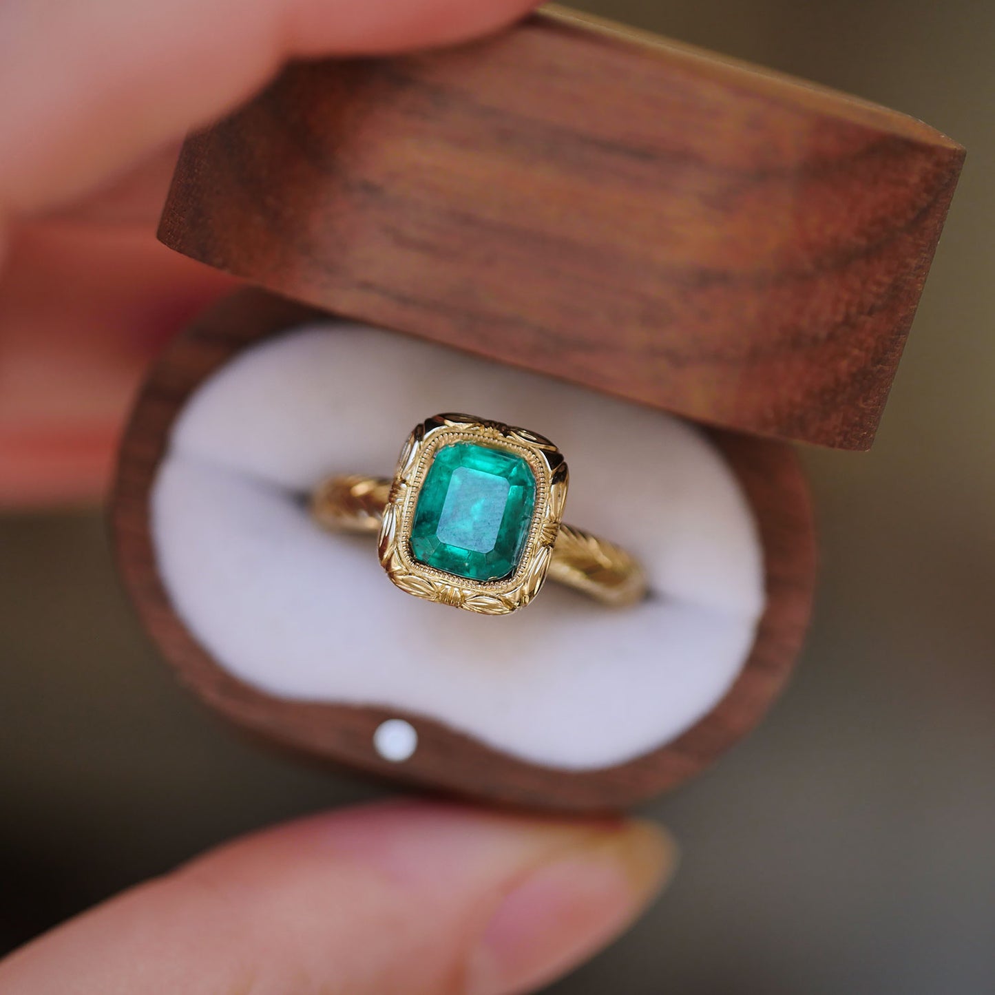 Colombian Emerald Engraved Bubble Ring