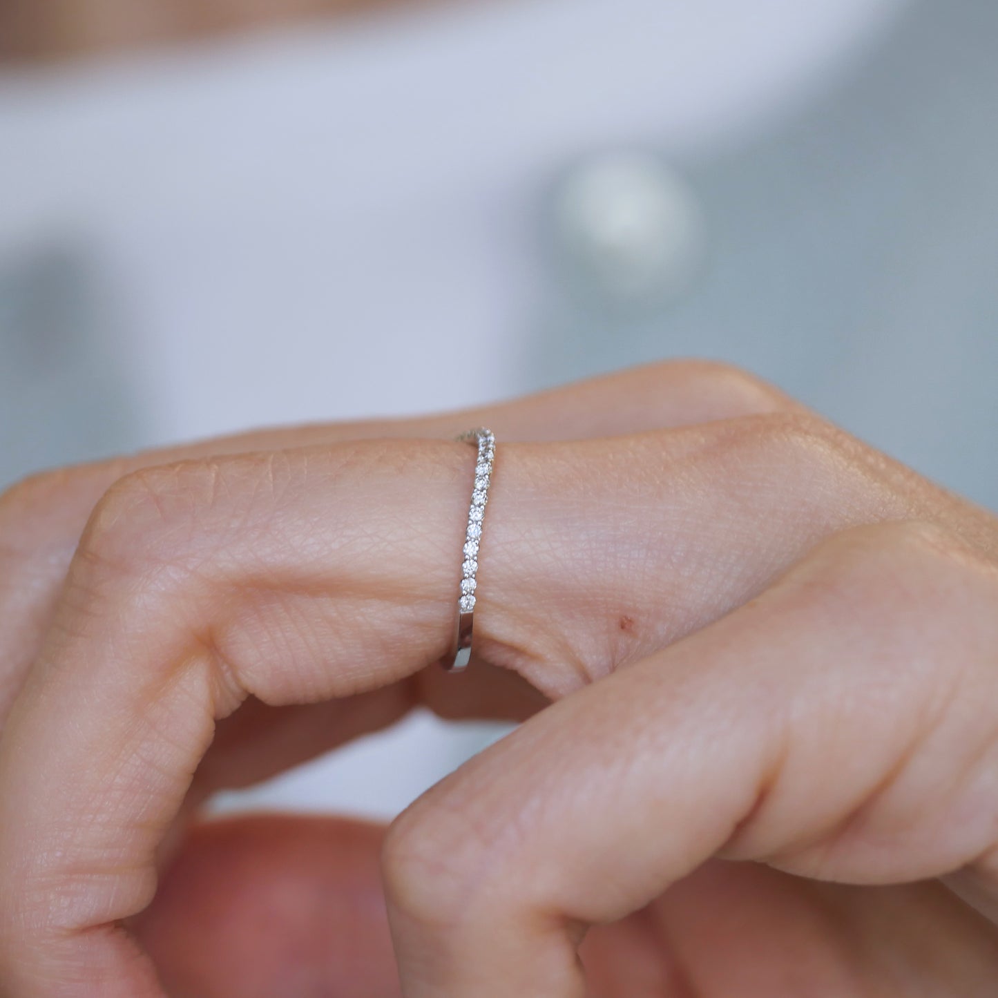 Round Pave Contour Band