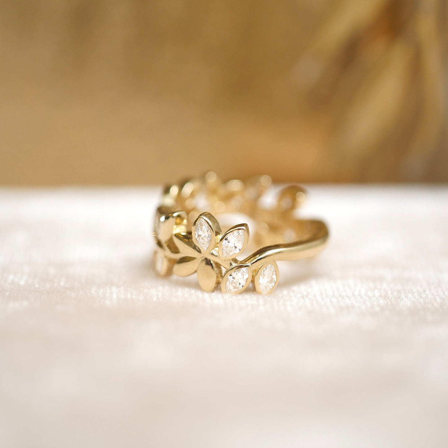 Wide Leaf Diamond Band