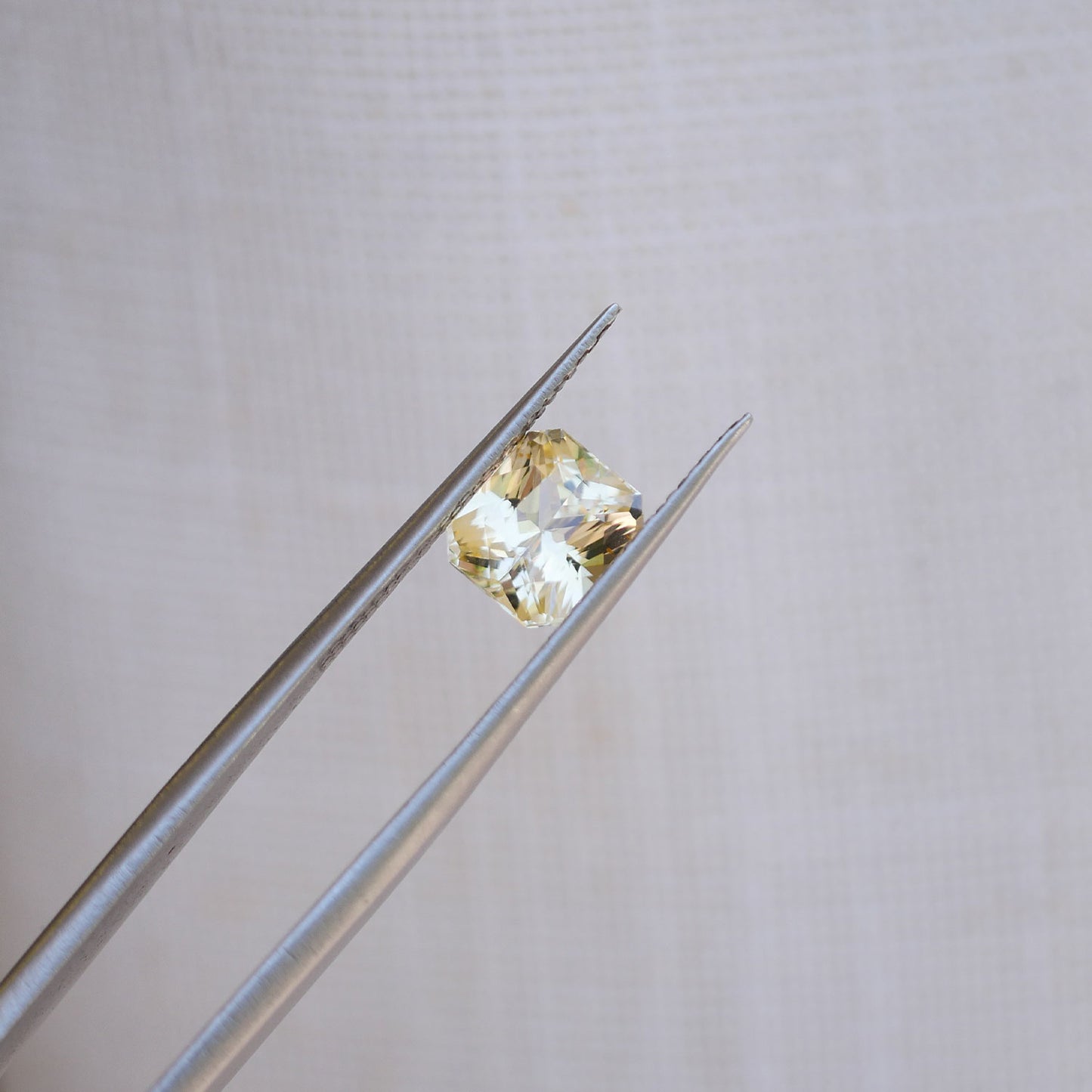 2.02 ctw Radiant Cut Yellow Sapphire