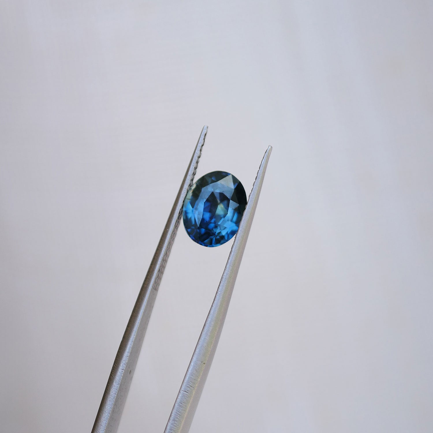 2.63 ctw Oval Teal Blue Sapphire