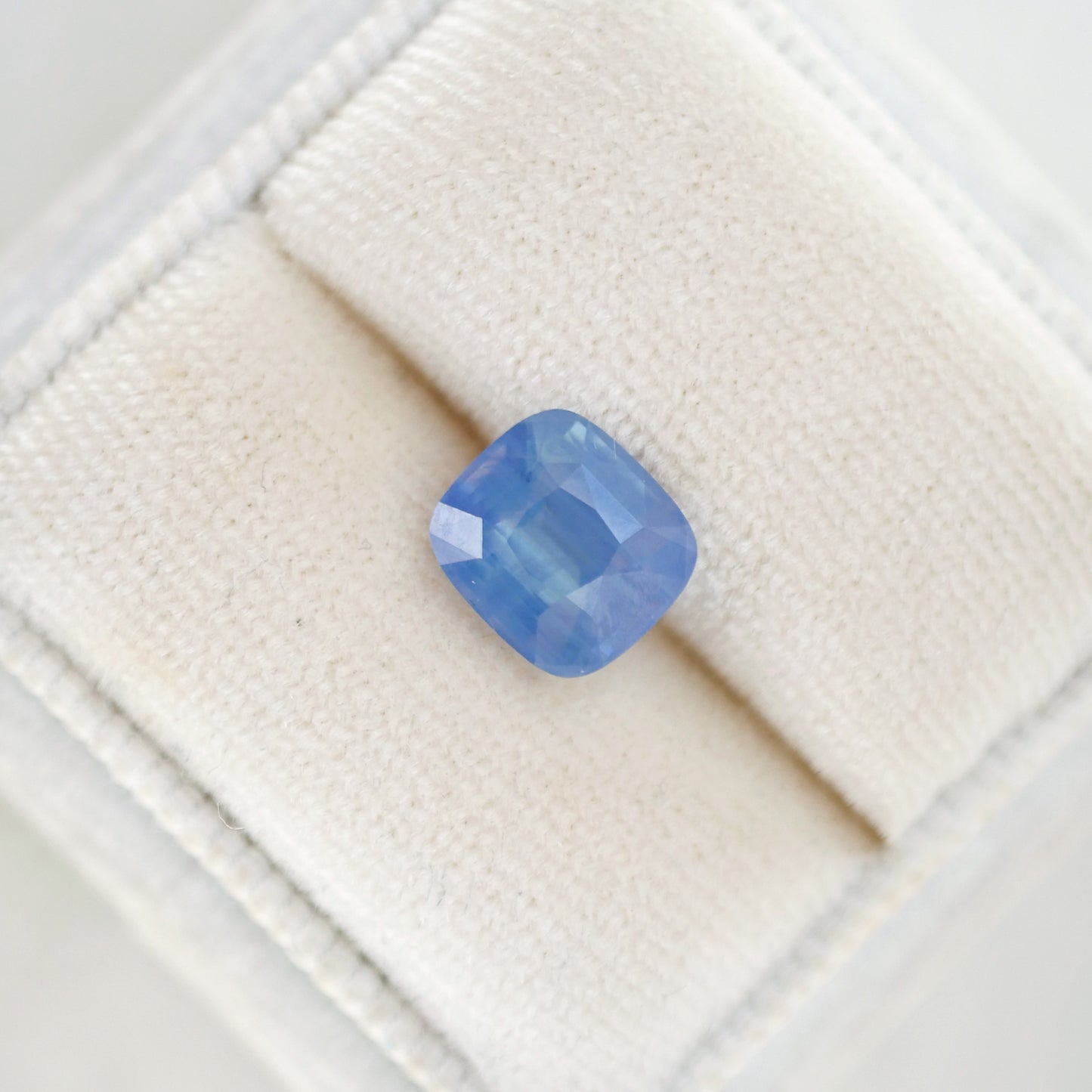 3.15 ctw Cushion Cut Opalescent Ocean Blue Sapphire