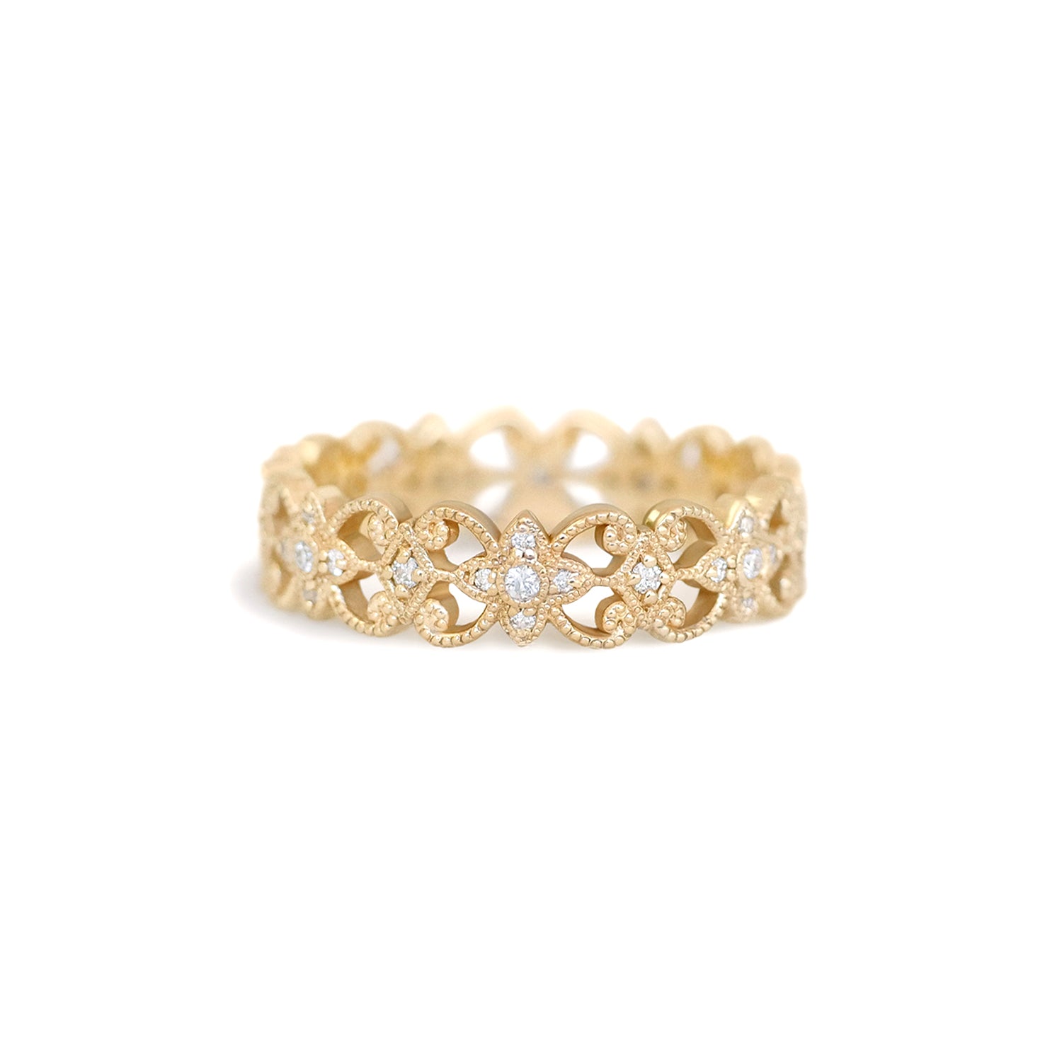 Floral Deco Cutout Diamond Band