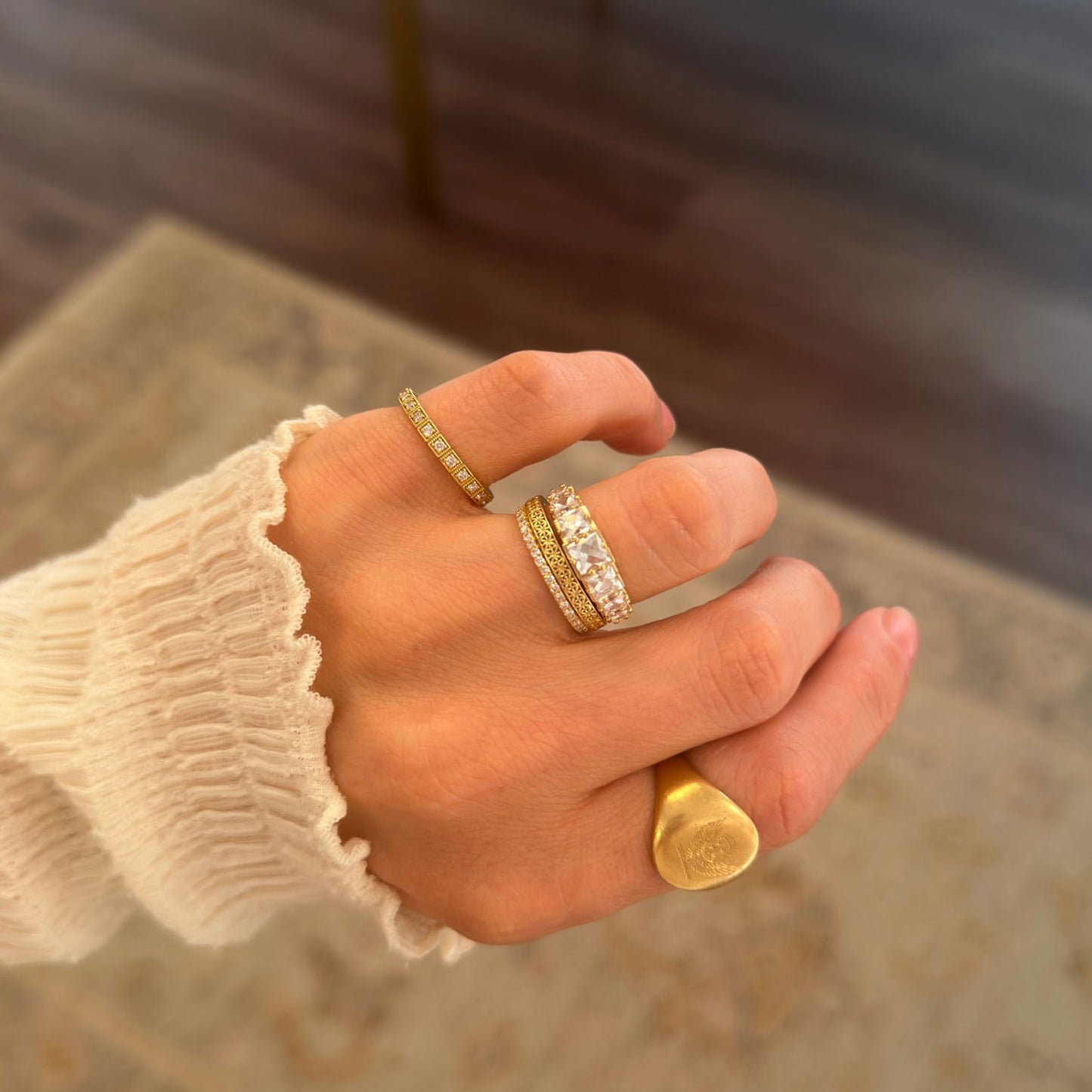 2mm Deco Antique Star Ring