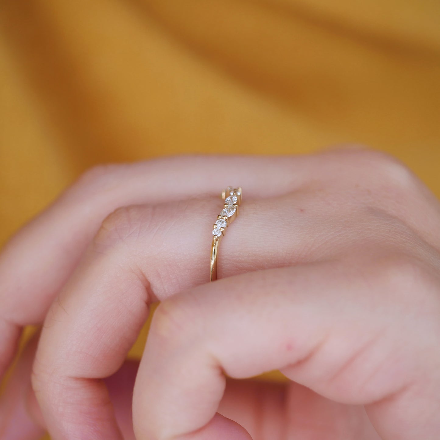 Marquise & Round Contour Band