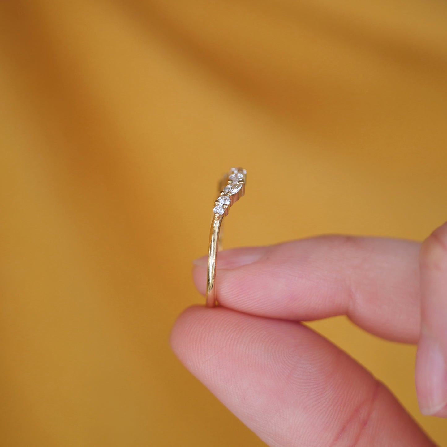 Marquise & Round Contour Band