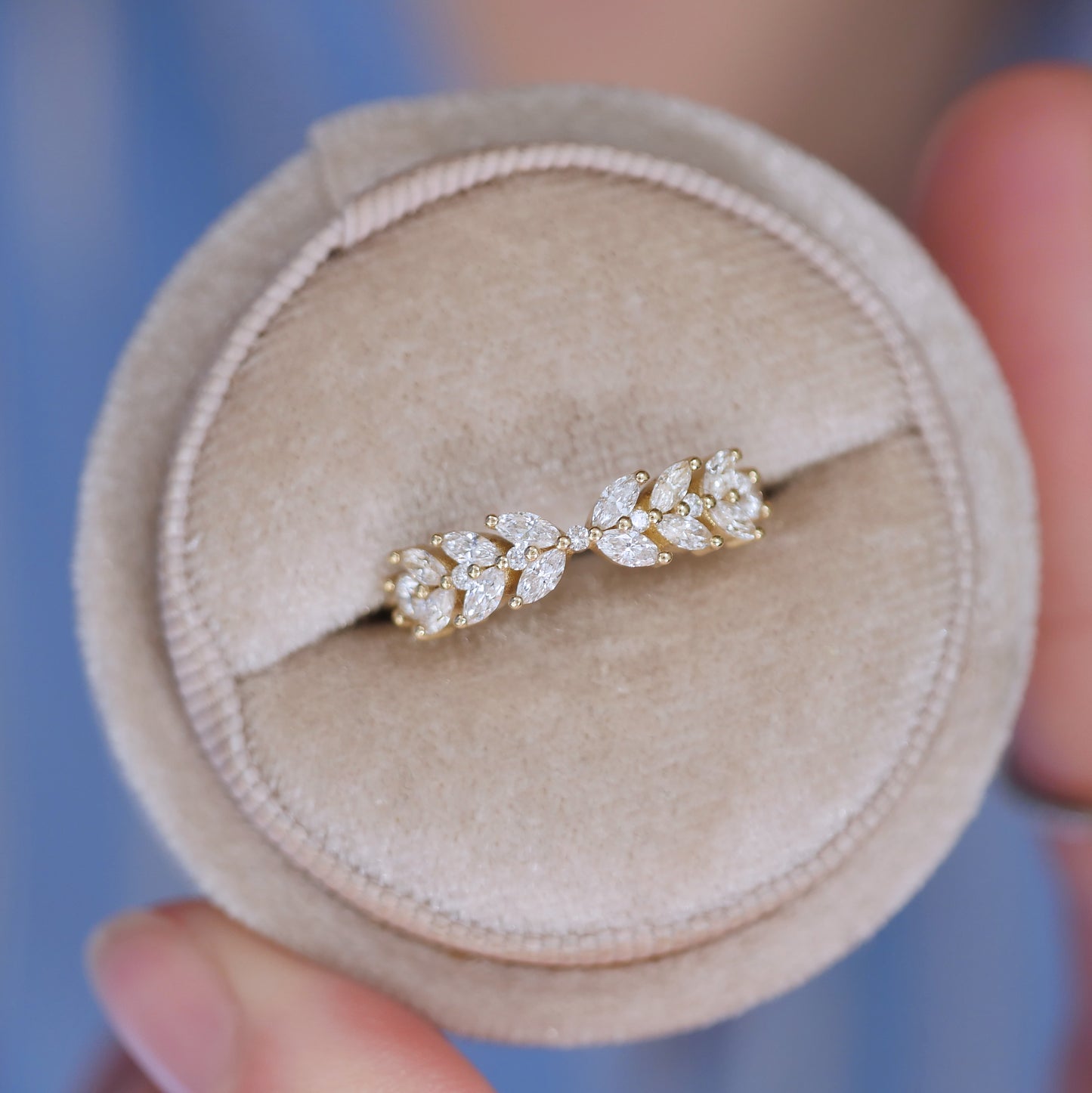 Marquise & Round Lily Diamond Mosaic Band