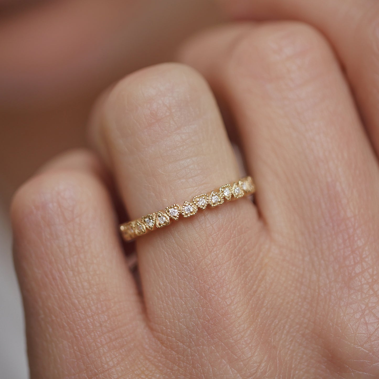 Deco Notched Alternating Heart Eternity Ring