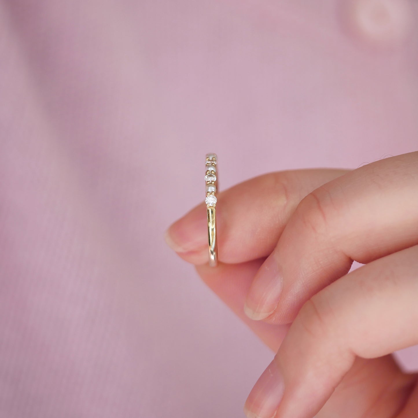 Pearl & Diamond 2mm Shared Prong Band