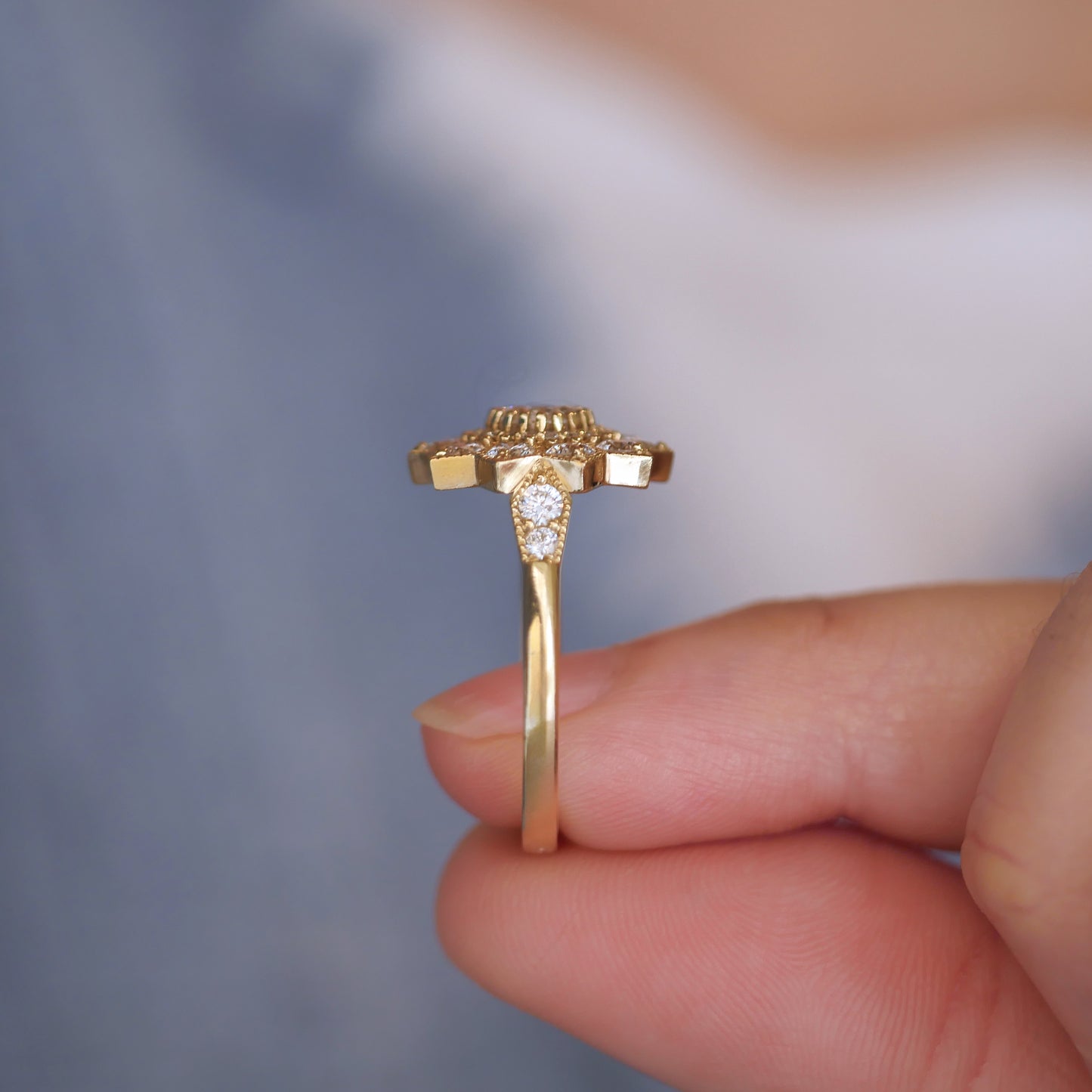 Round Diamond Mosaic Sunflower Ring