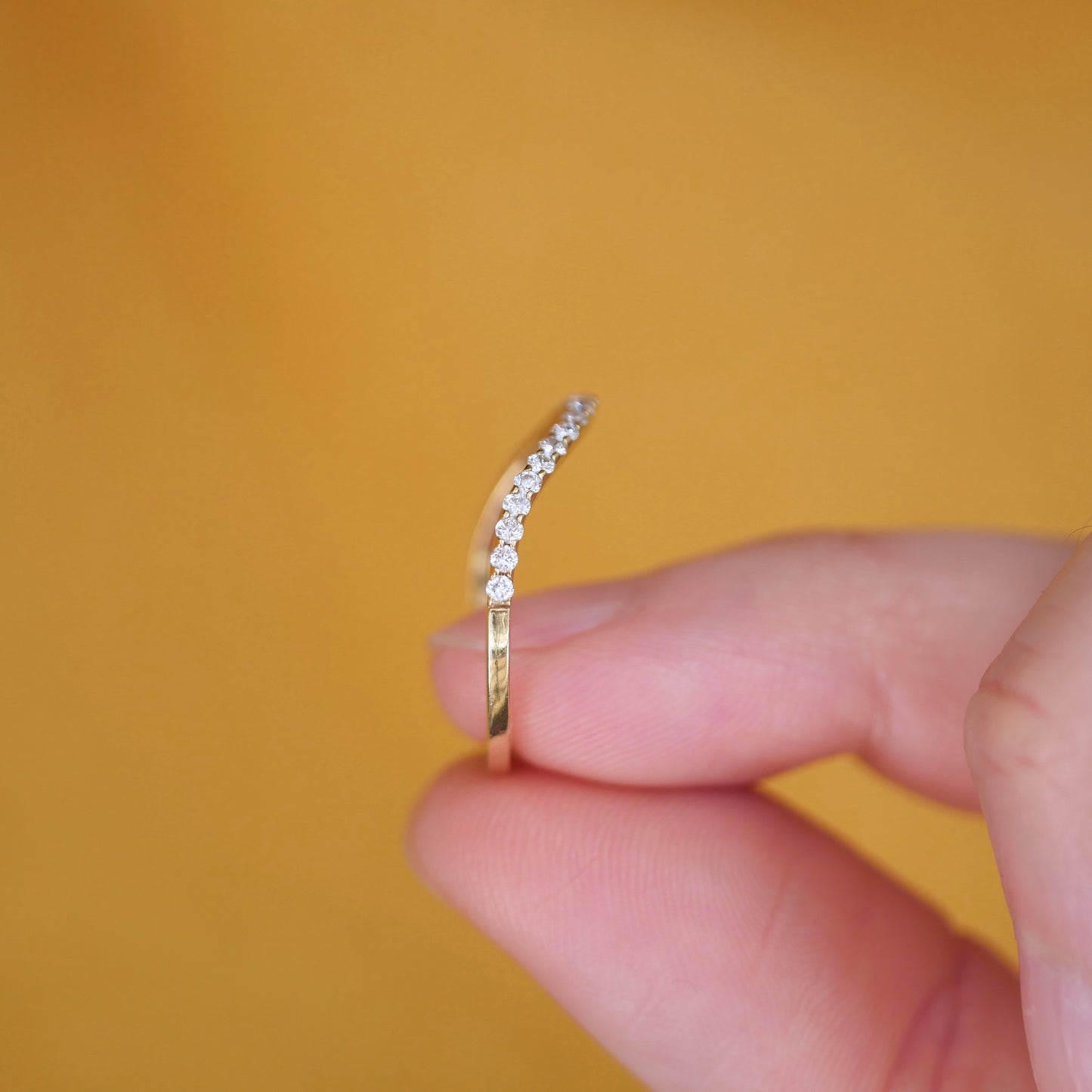 Round Pave Contour Band