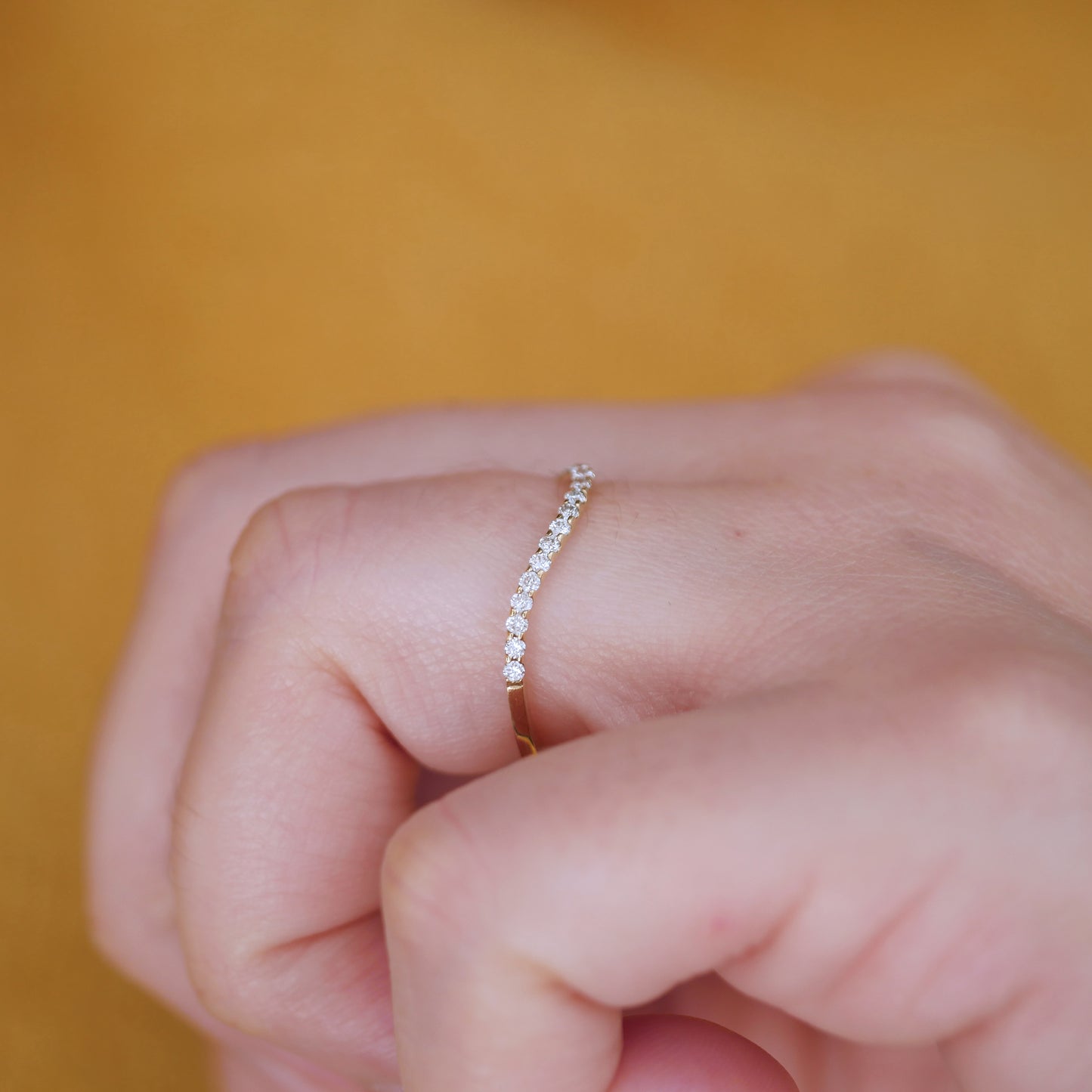 Round Pave Contour Band