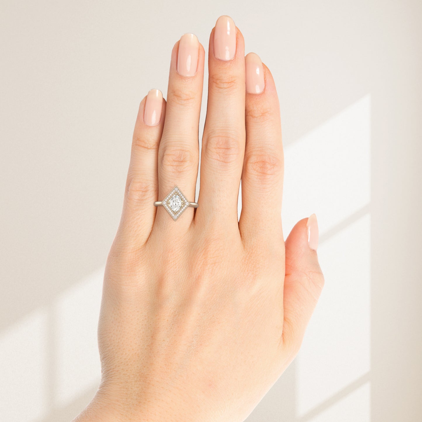 Diamond Shape Halo Oval