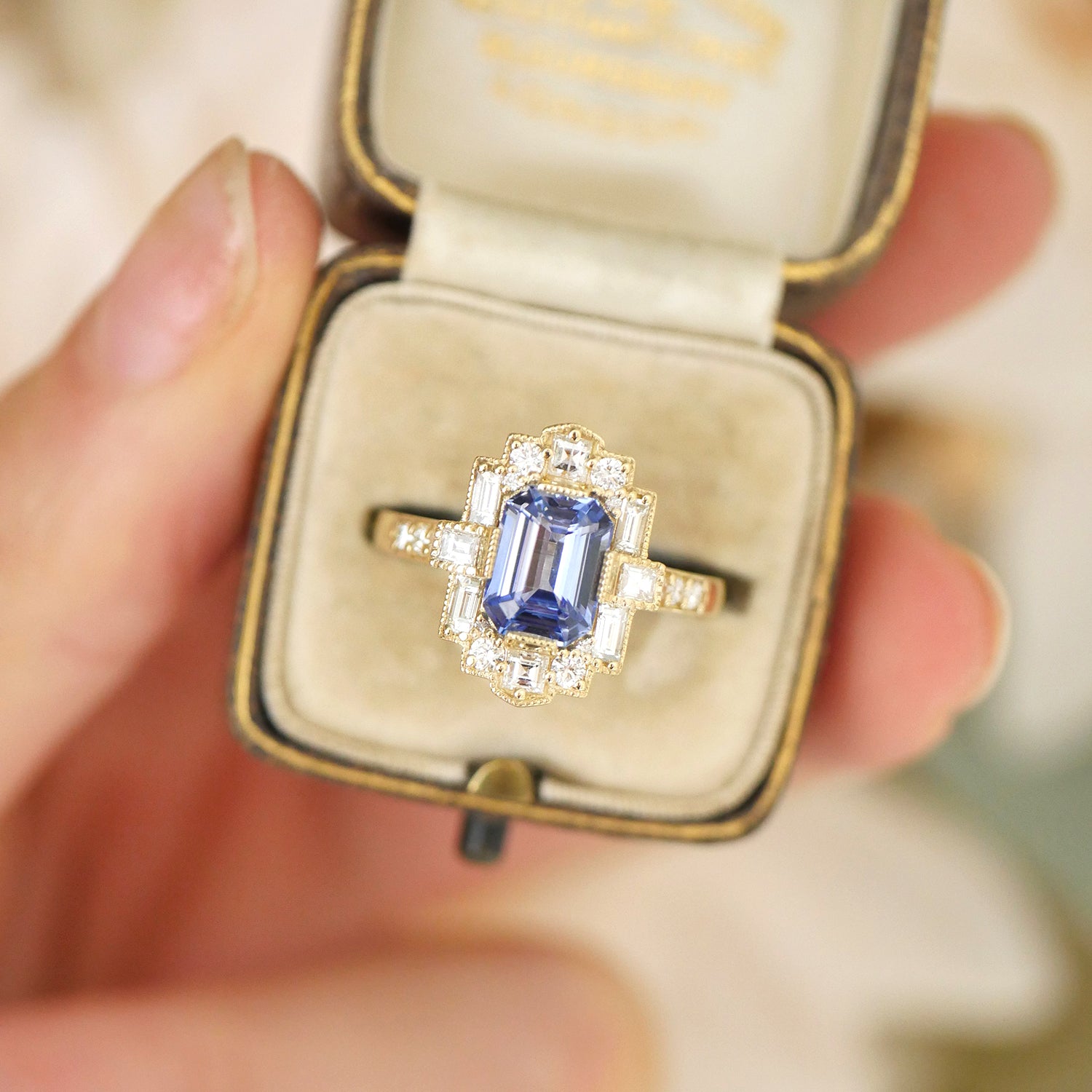 Cornflower blue sapphire hot sale engagement rings