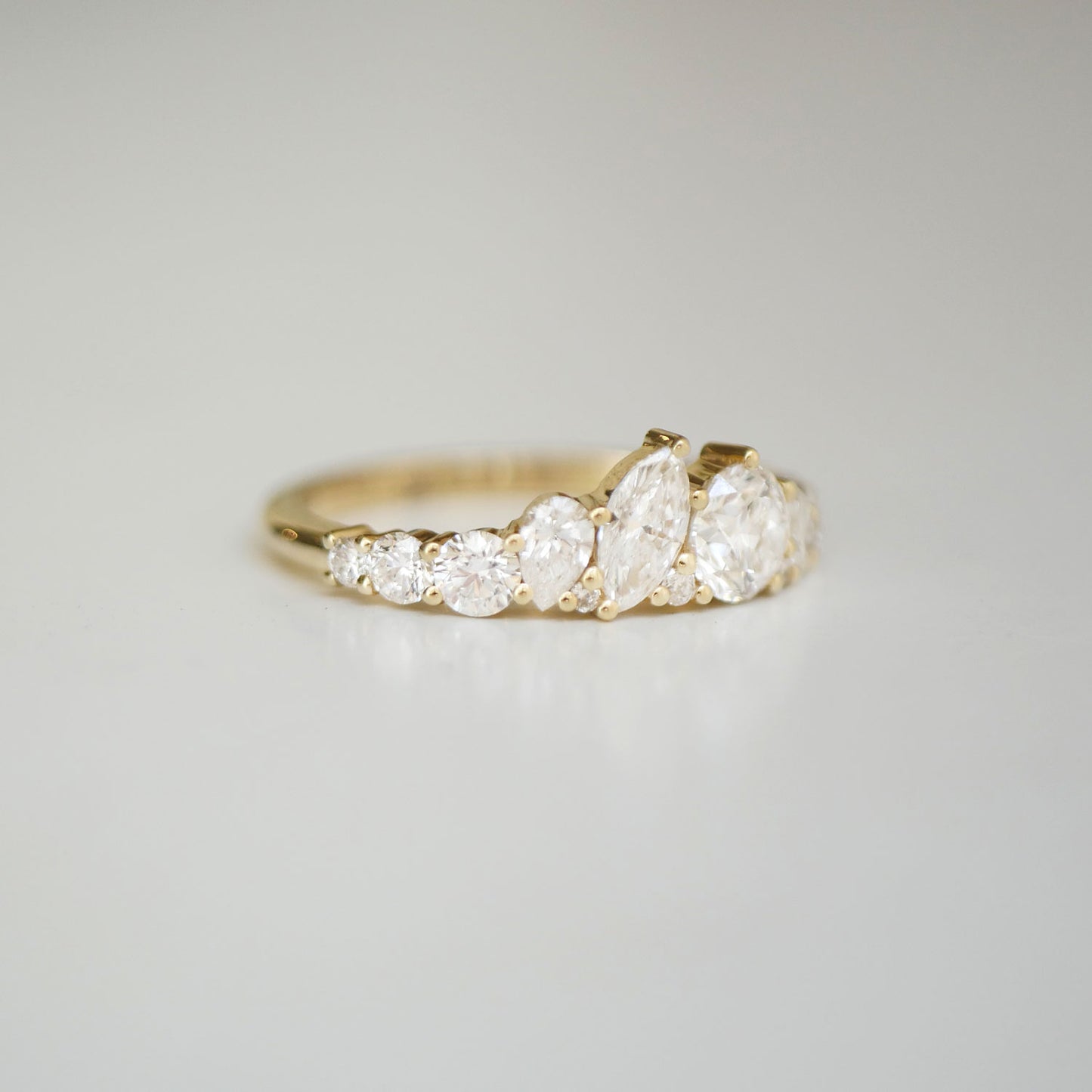 Marquise & Round Firework Diamond Mosaic Band