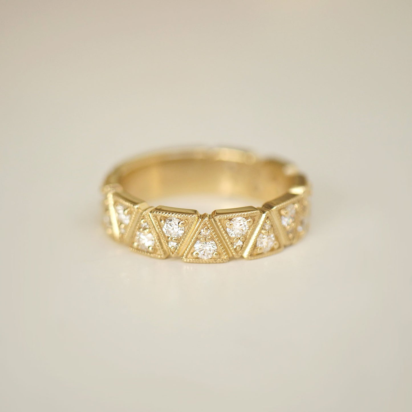 5mm Notched Diamond Triangle Ring